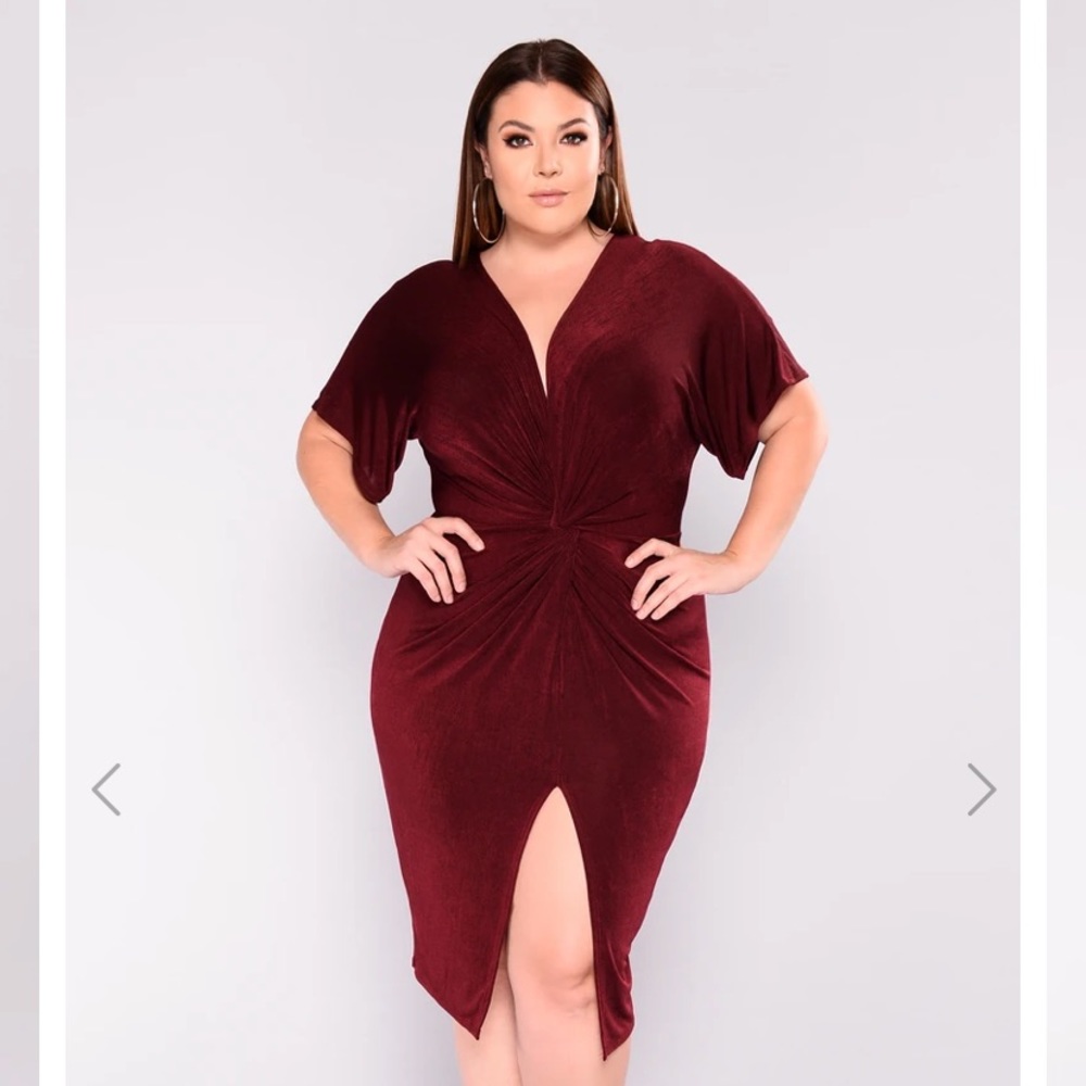 *NWT* Knot Dress